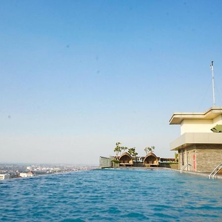 Louis Kienne Hotel Pemuda Semarang Dış mekan fotoğraf