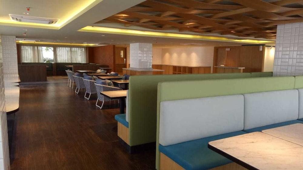 Louis Kienne Hotel Pemuda Semarang Dış mekan fotoğraf