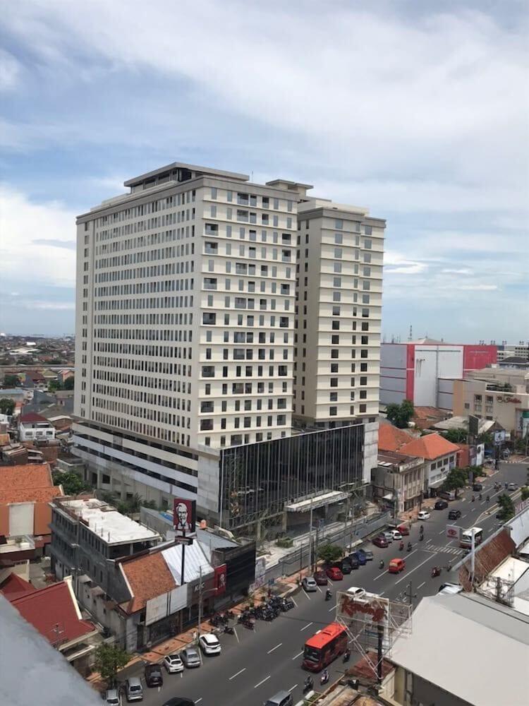 Louis Kienne Hotel Pemuda Semarang Dış mekan fotoğraf