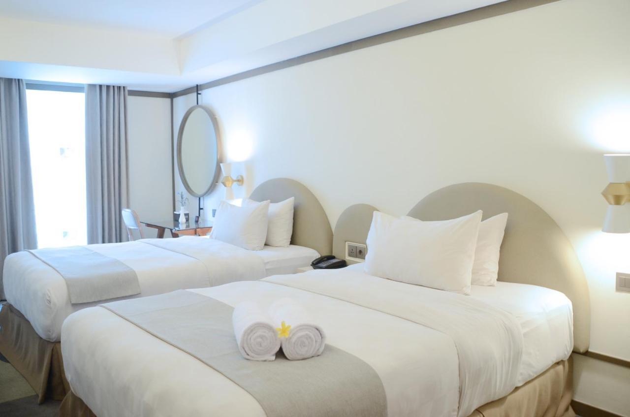 Louis Kienne Hotel Pemuda Semarang Dış mekan fotoğraf