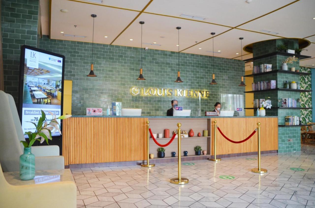 Louis Kienne Hotel Pemuda Semarang Dış mekan fotoğraf