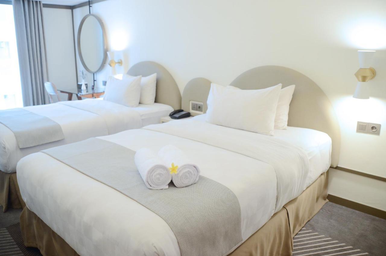 Louis Kienne Hotel Pemuda Semarang Dış mekan fotoğraf